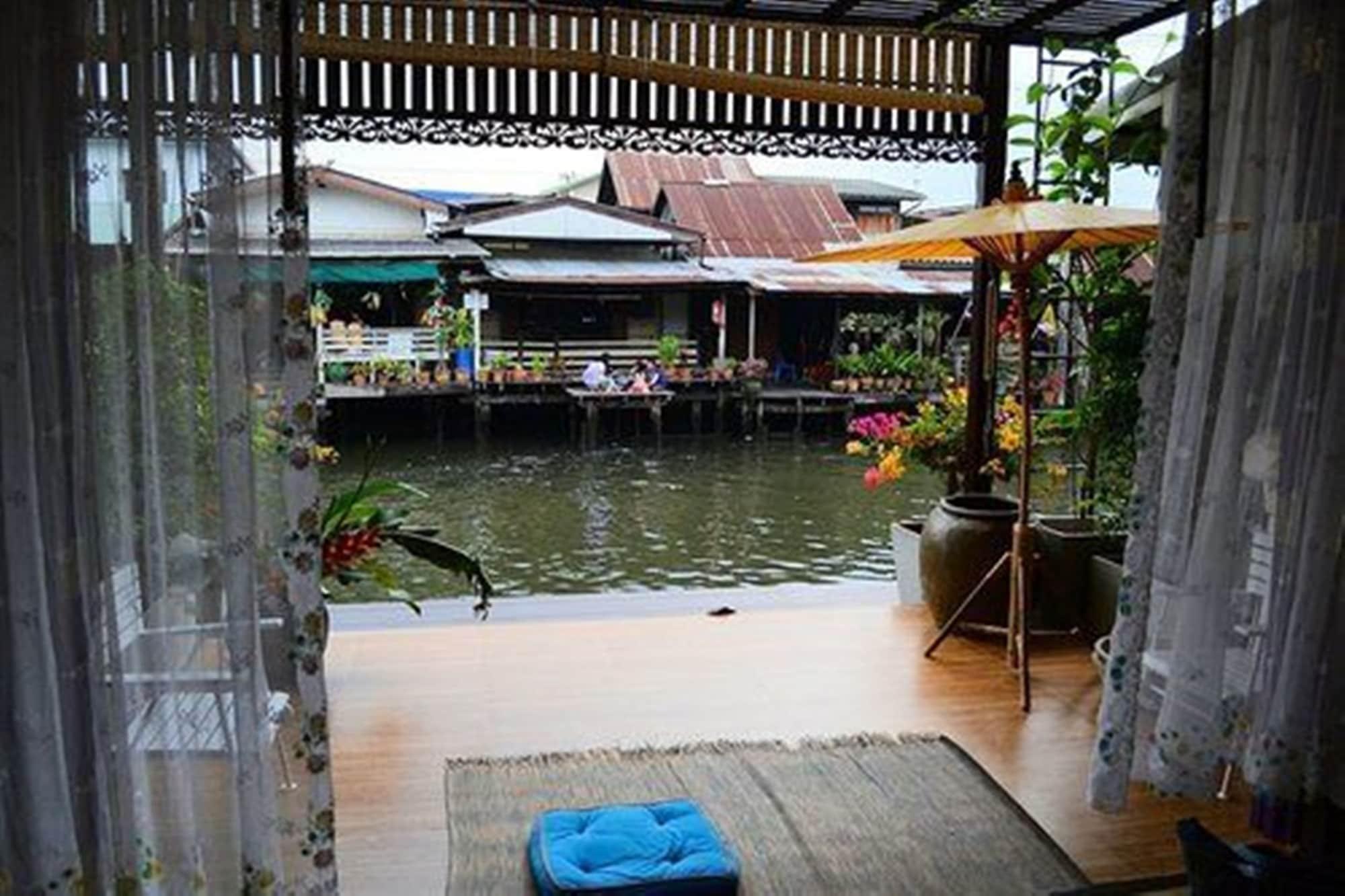 Bangluang House Hotel Bangkok Buitenkant foto