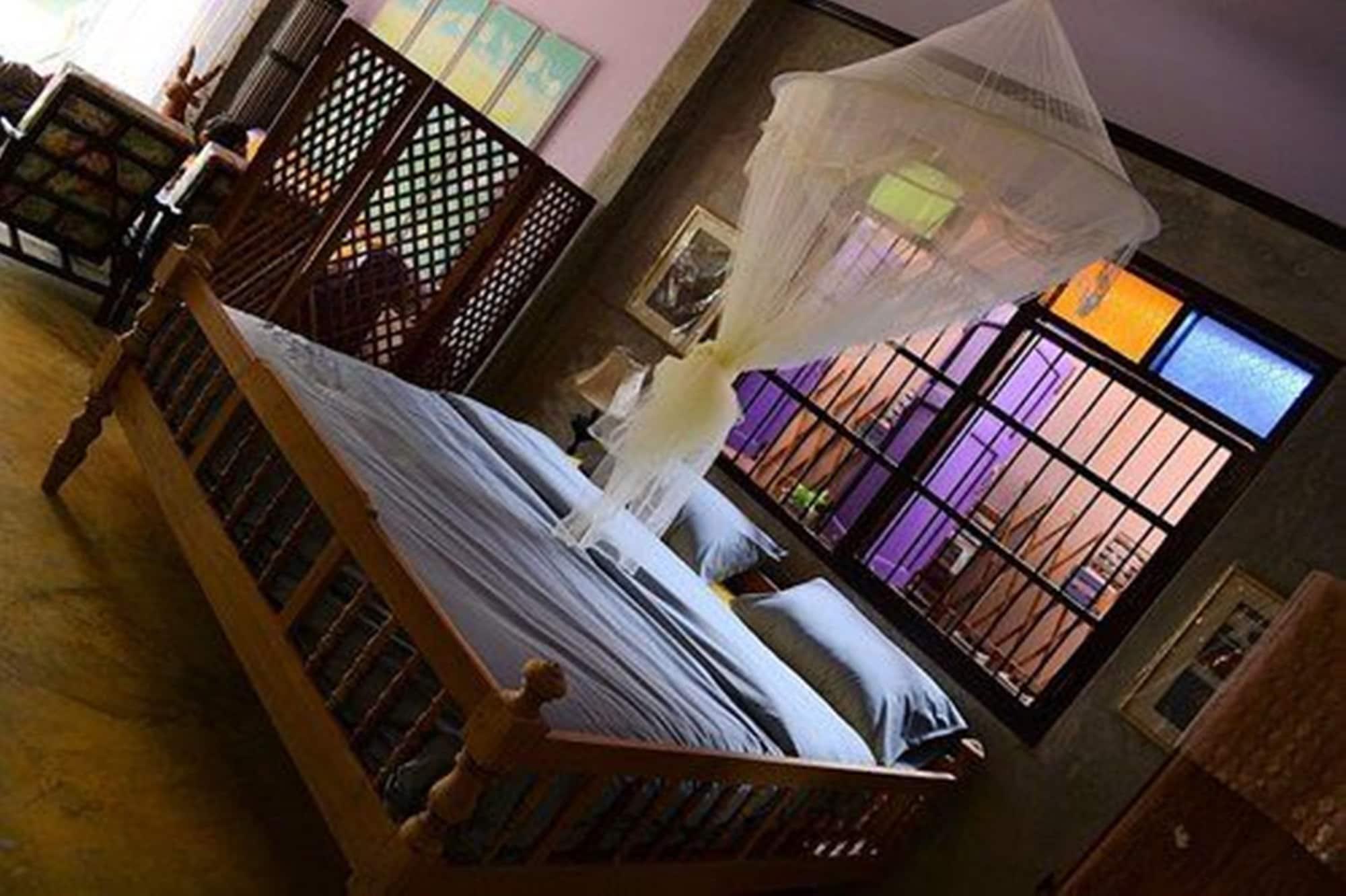 Bangluang House Hotel Bangkok Buitenkant foto