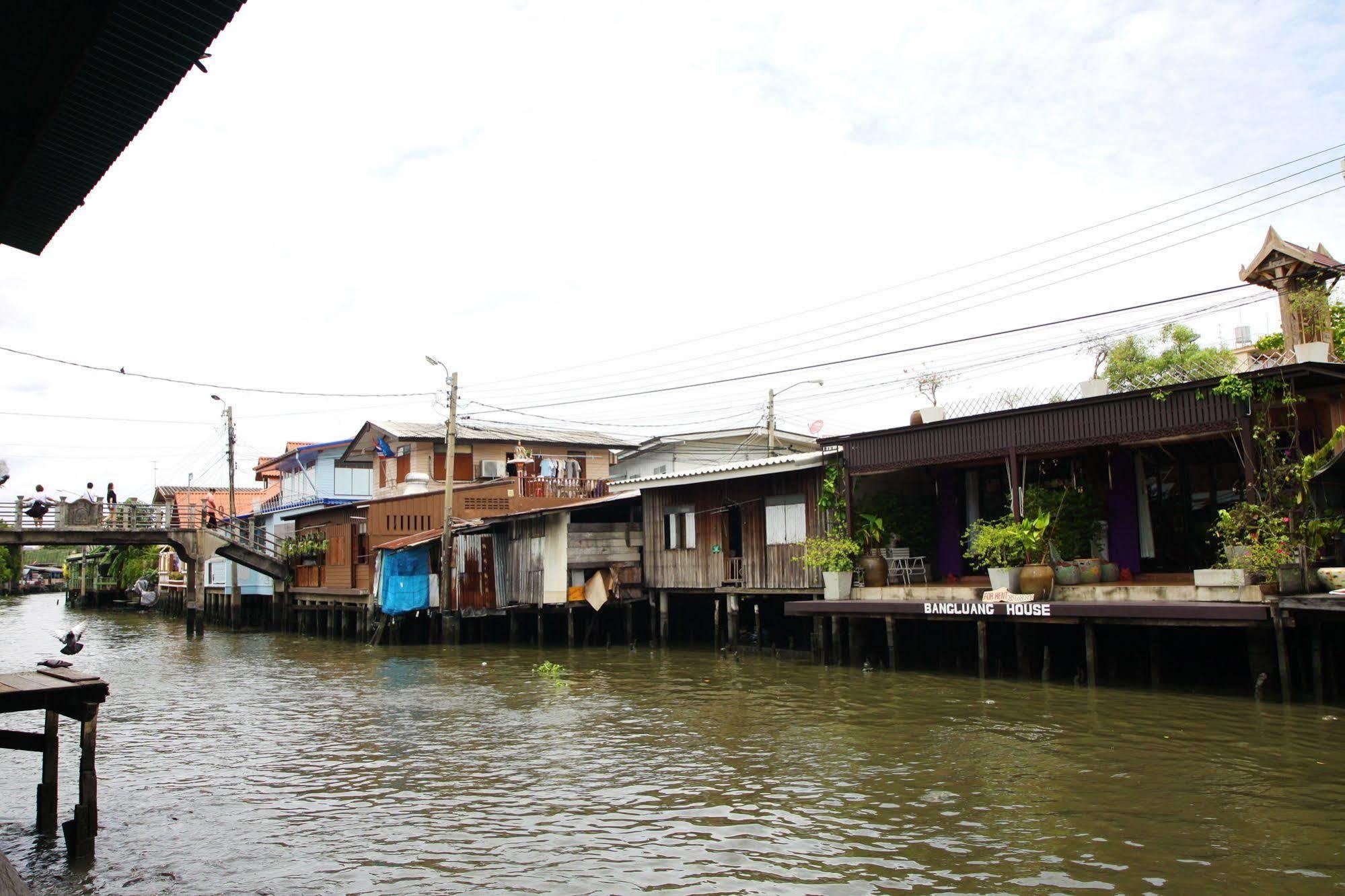 Bangluang House Hotel Bangkok Buitenkant foto